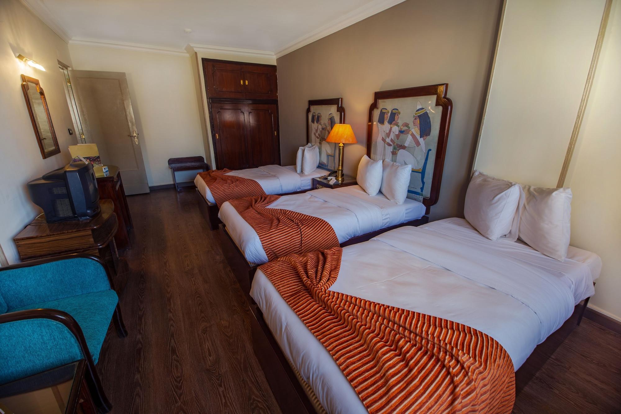 Zayed Hotel Giza Bagian luar foto