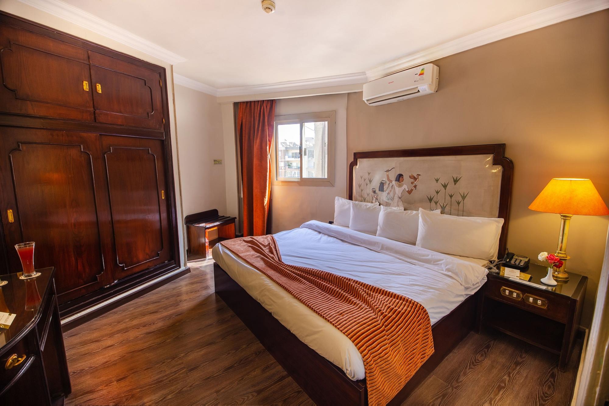 Zayed Hotel Giza Bagian luar foto