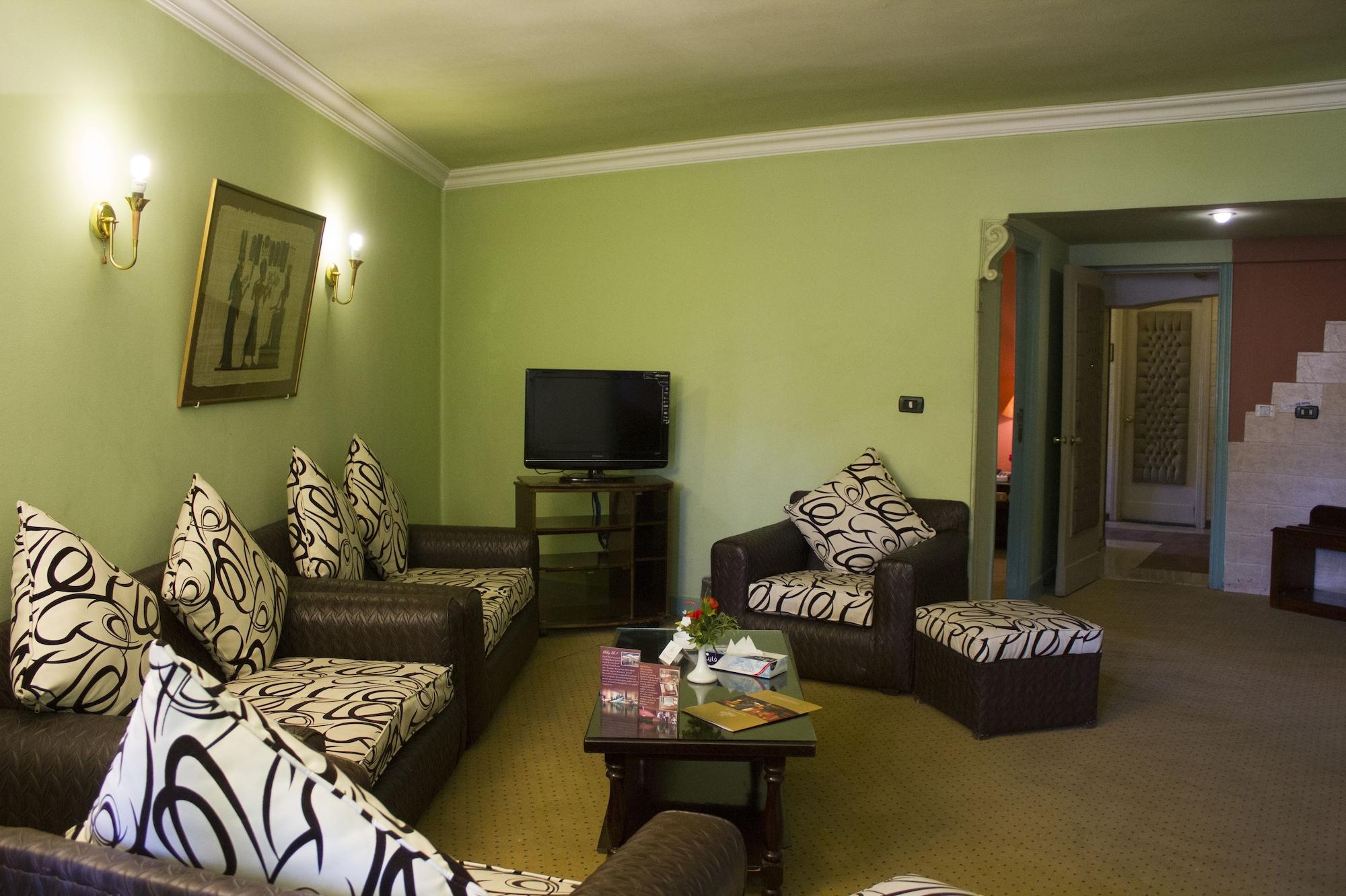 Zayed Hotel Giza Bagian luar foto