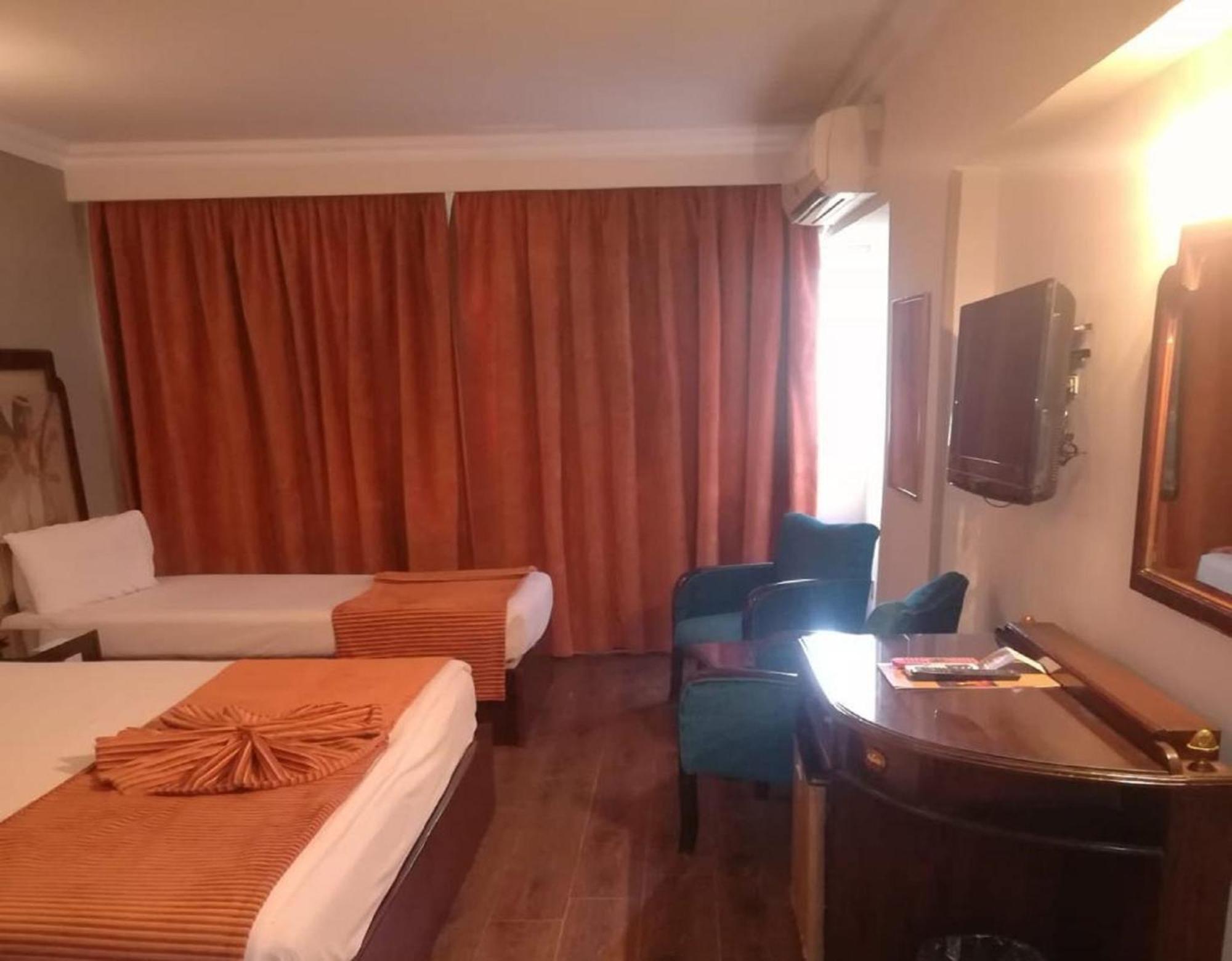 Zayed Hotel Giza Bagian luar foto