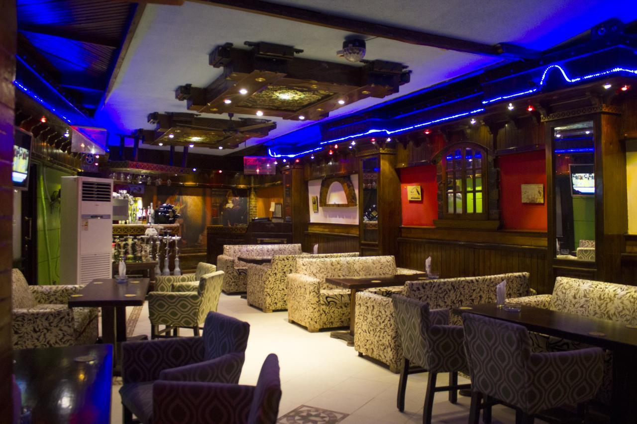 Zayed Hotel Giza Bagian luar foto